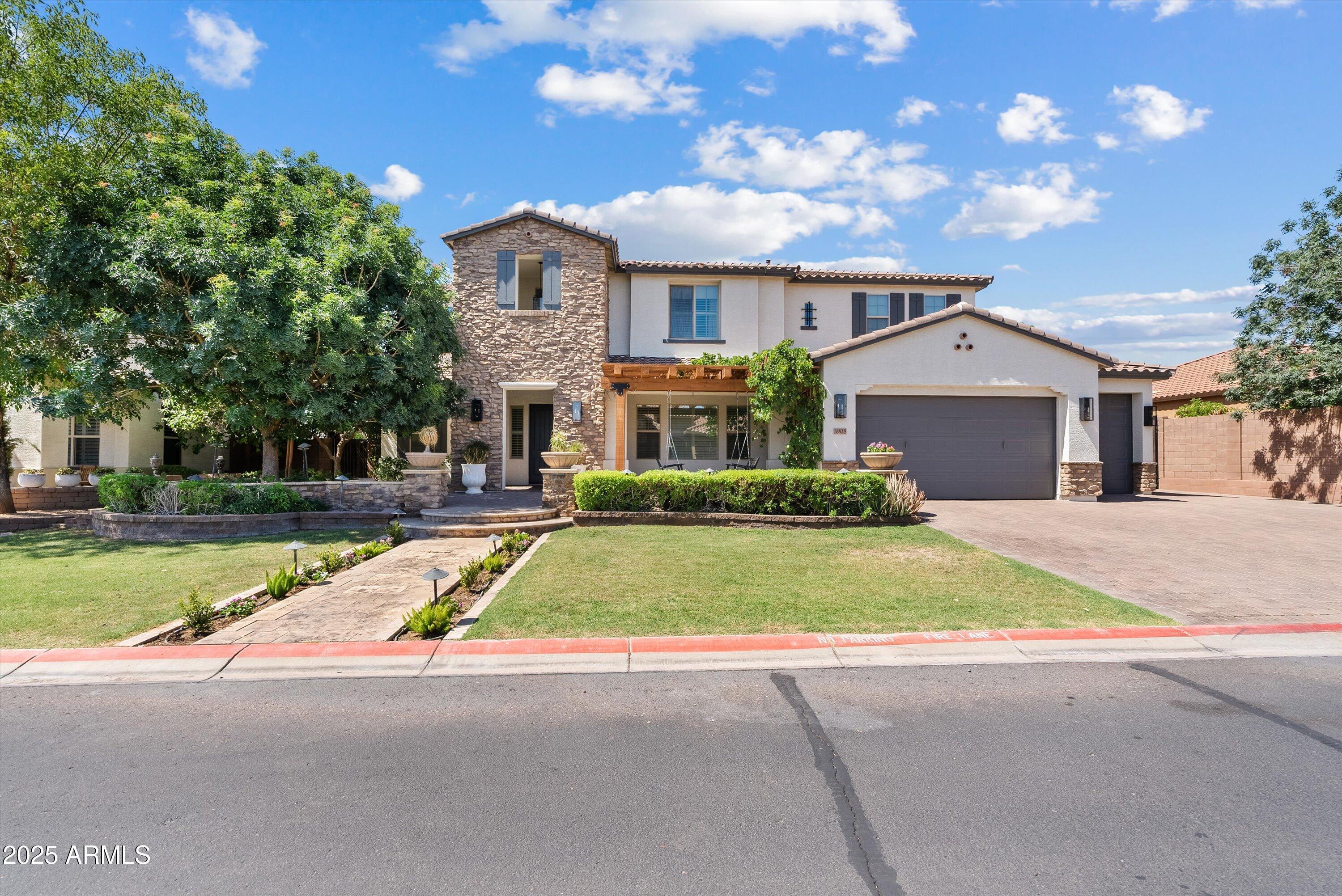 Photo of Listing #6891693