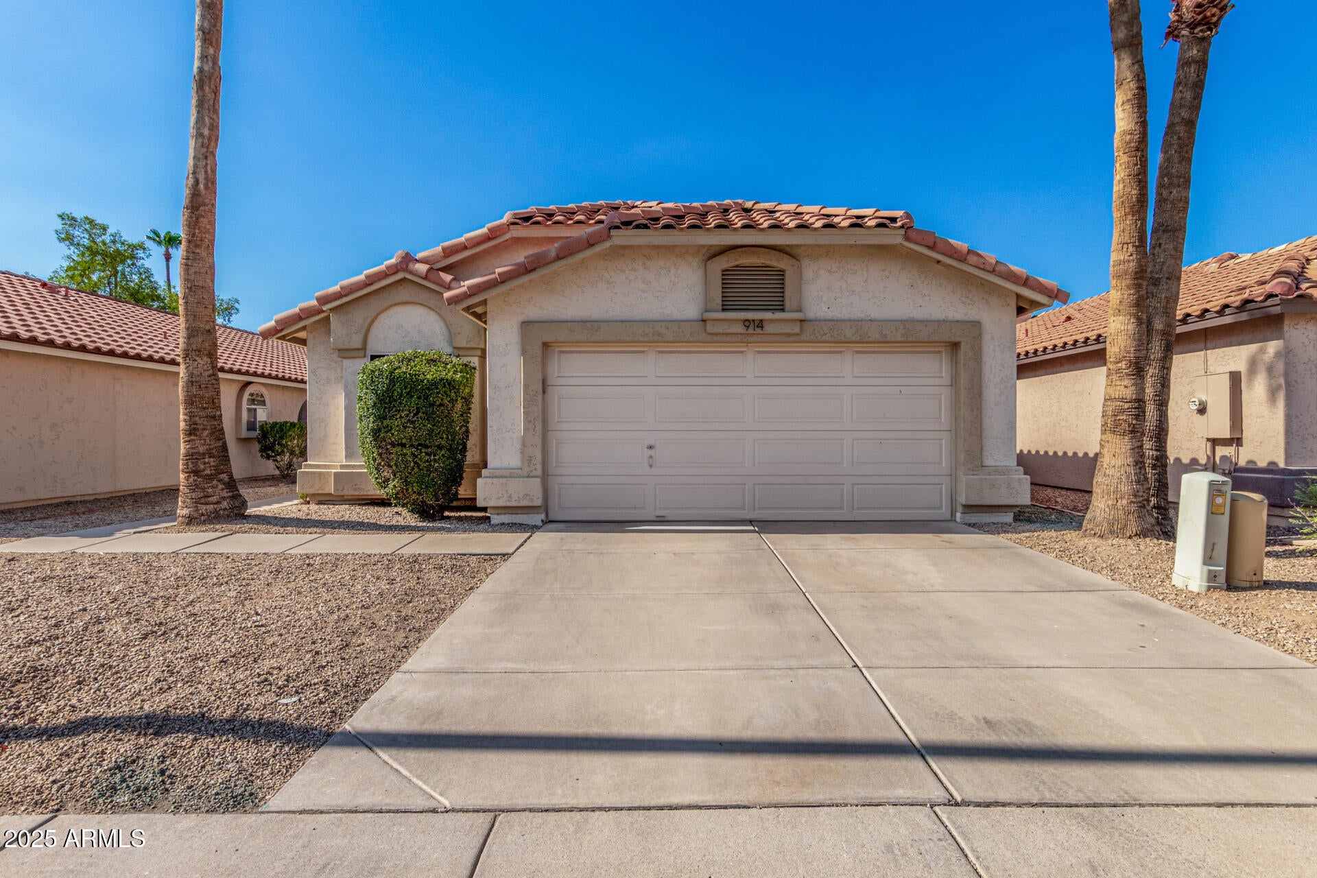 Photo of Listing #6895171