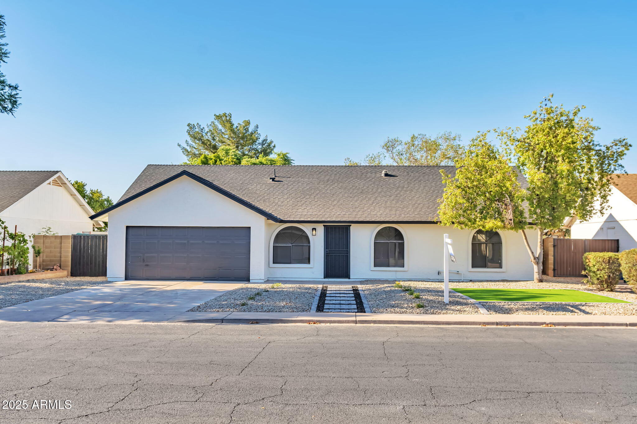 Photo of Listing #6899696