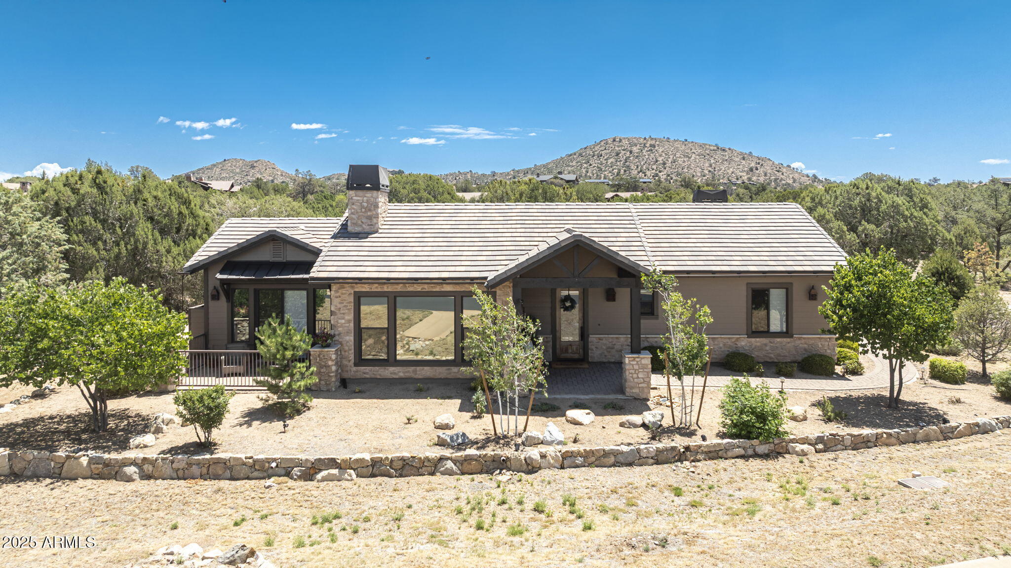 Photo of Listing #6900400