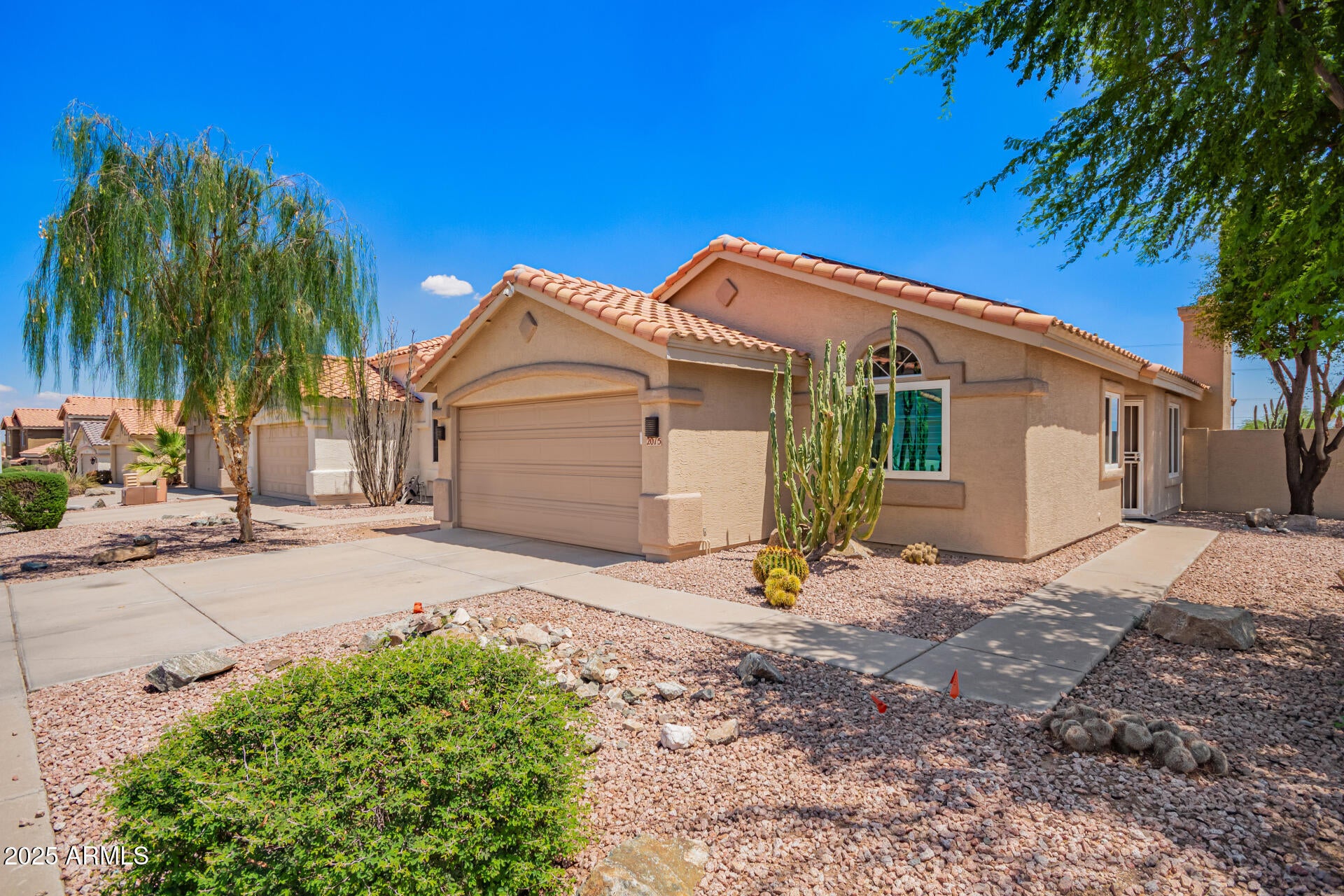 Photo of Listing #6851083