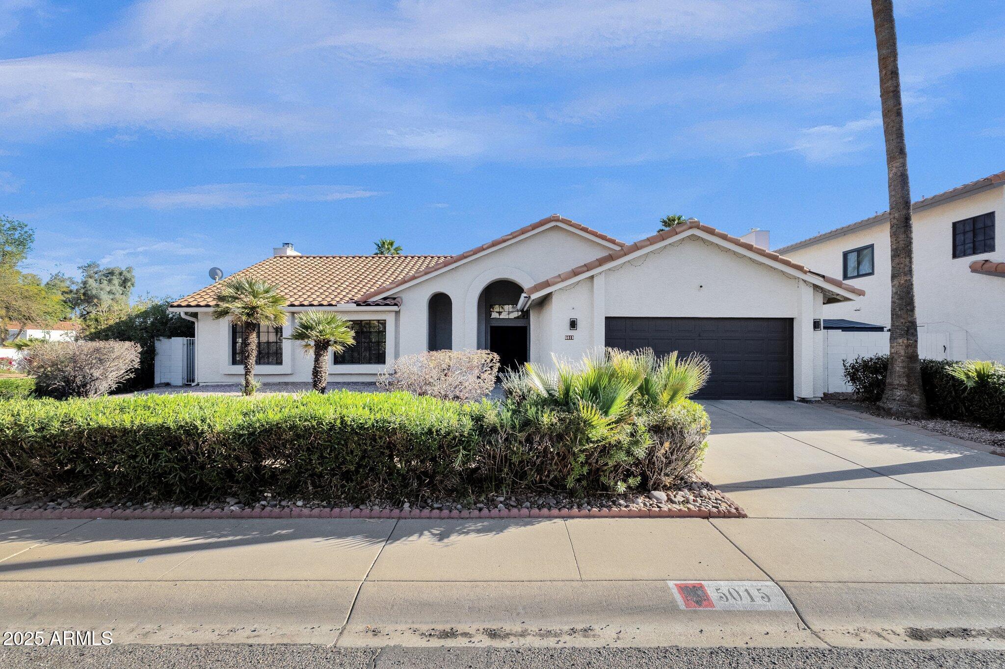Photo of Listing #6873116