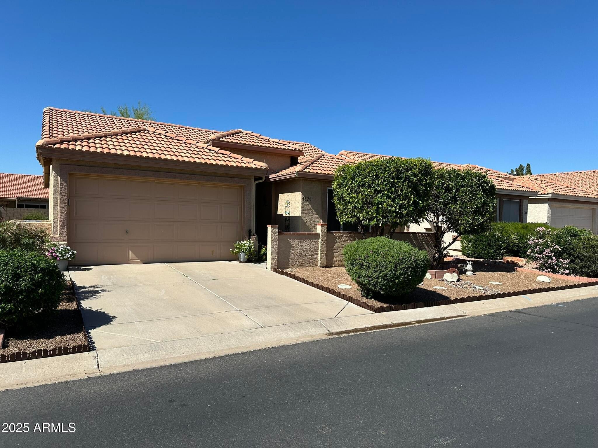 Photo of Listing #6880630