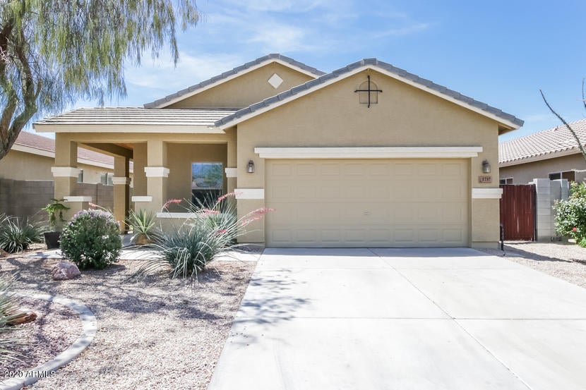 Photo of Listing #6880806