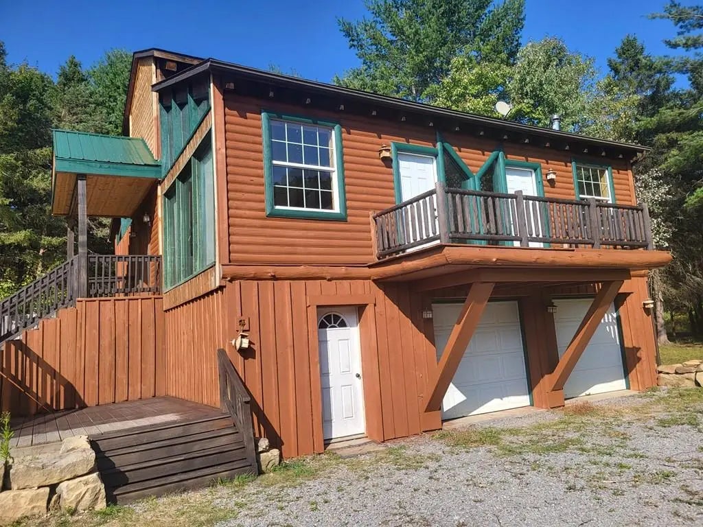 50 & 250 Laurel Lane, Leeper