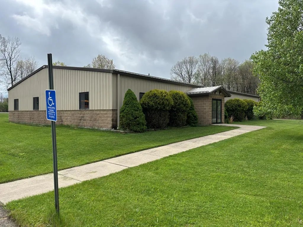 447 Career Lane, Shippenville