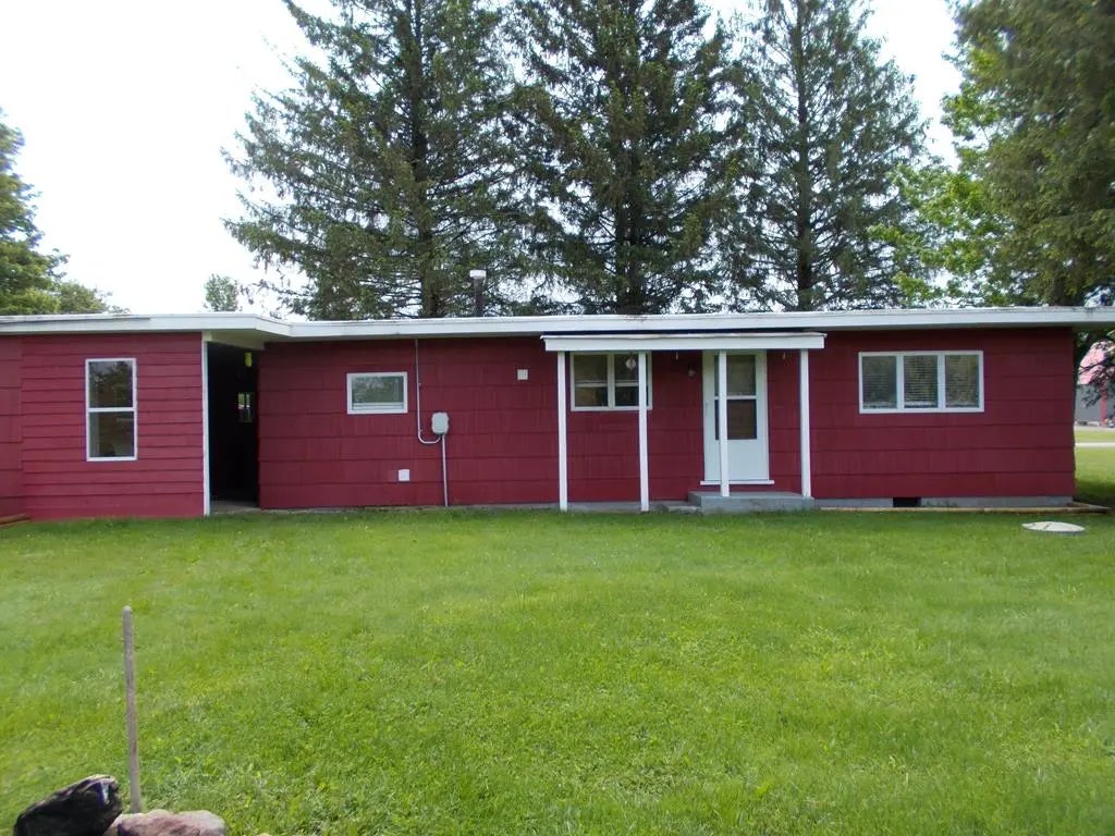 6025 Route 899, Marienville