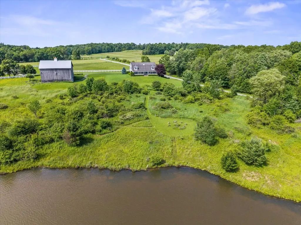 221 Ponds View Lane, Marble