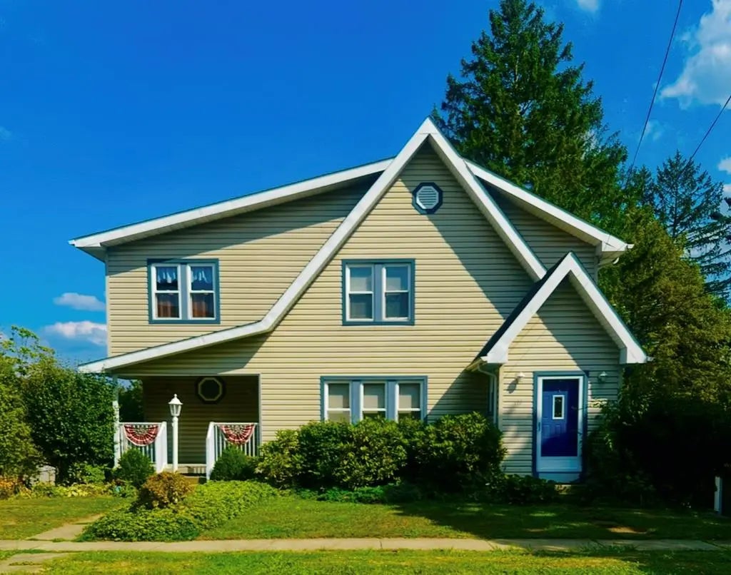 119 South 3rd Avenue, Clarion