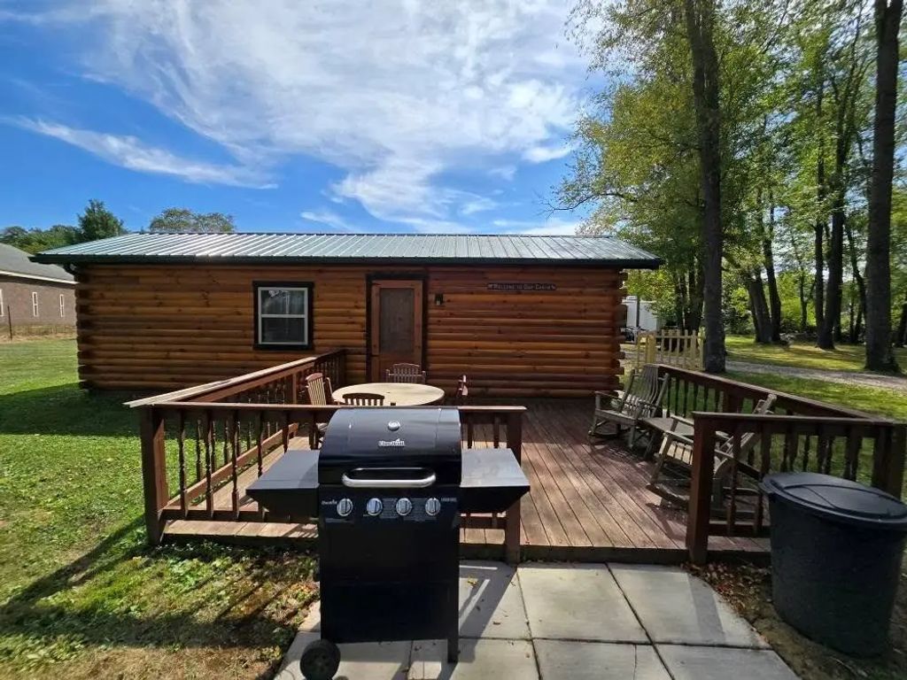 606 Oak Ridge Road , Oak Ridge