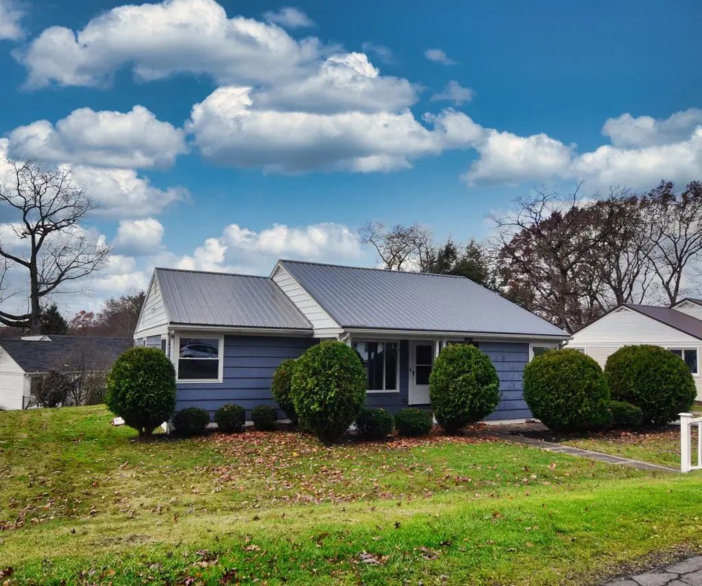 203 Big Oaks Drive , Franklin