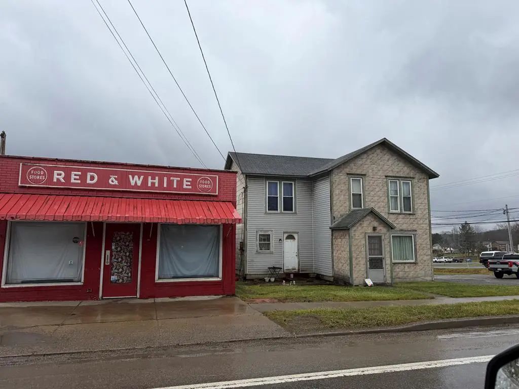 303 Main Street, Shippenville