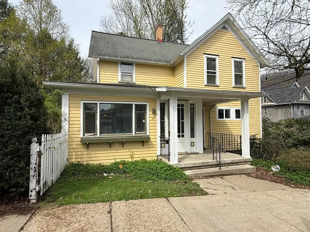 8 Lincoln Street , Oil City