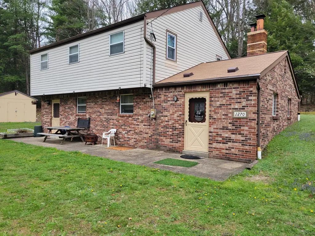 2270 Gravel Lick Road, Strattanville