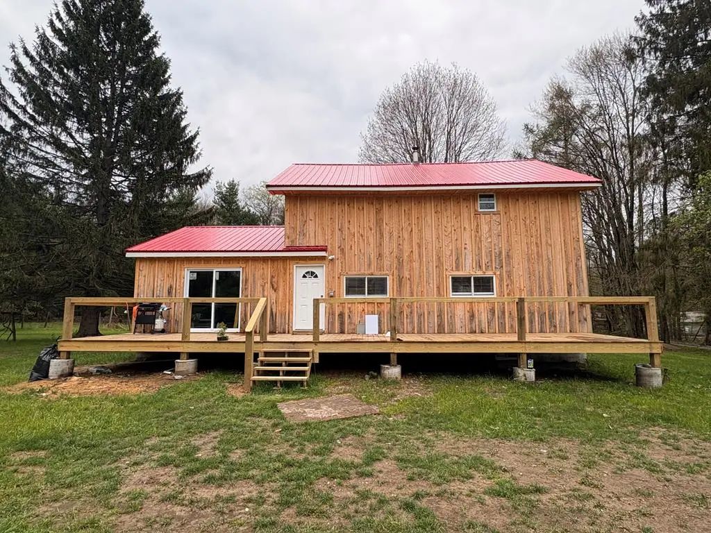 284 Barth Lane, Leeper