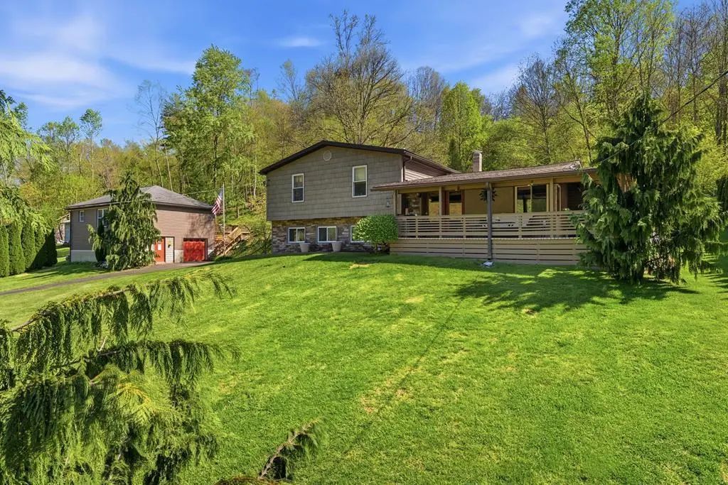 279 Ahrensville Road , Oil City