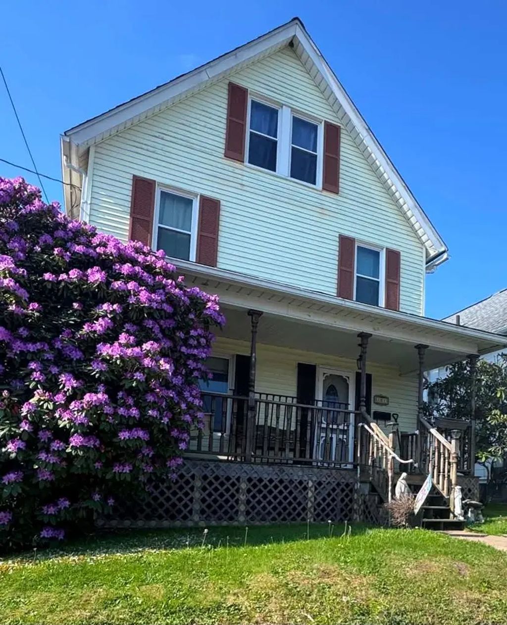 111 7th Street, Oil City