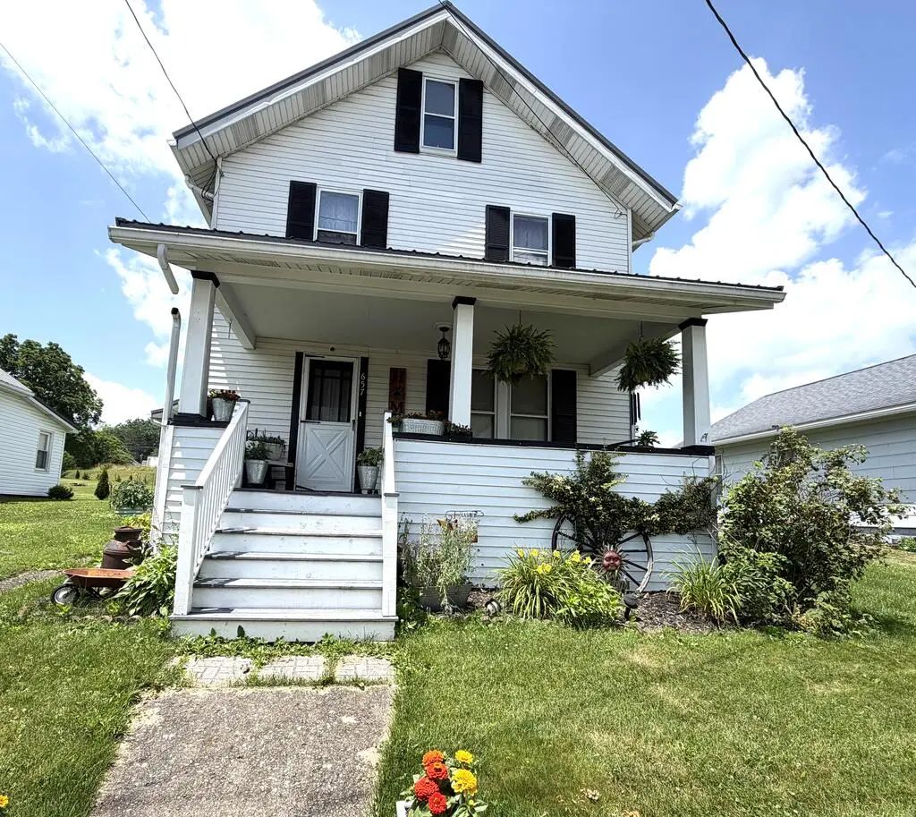657 Petrolia Street , Knox