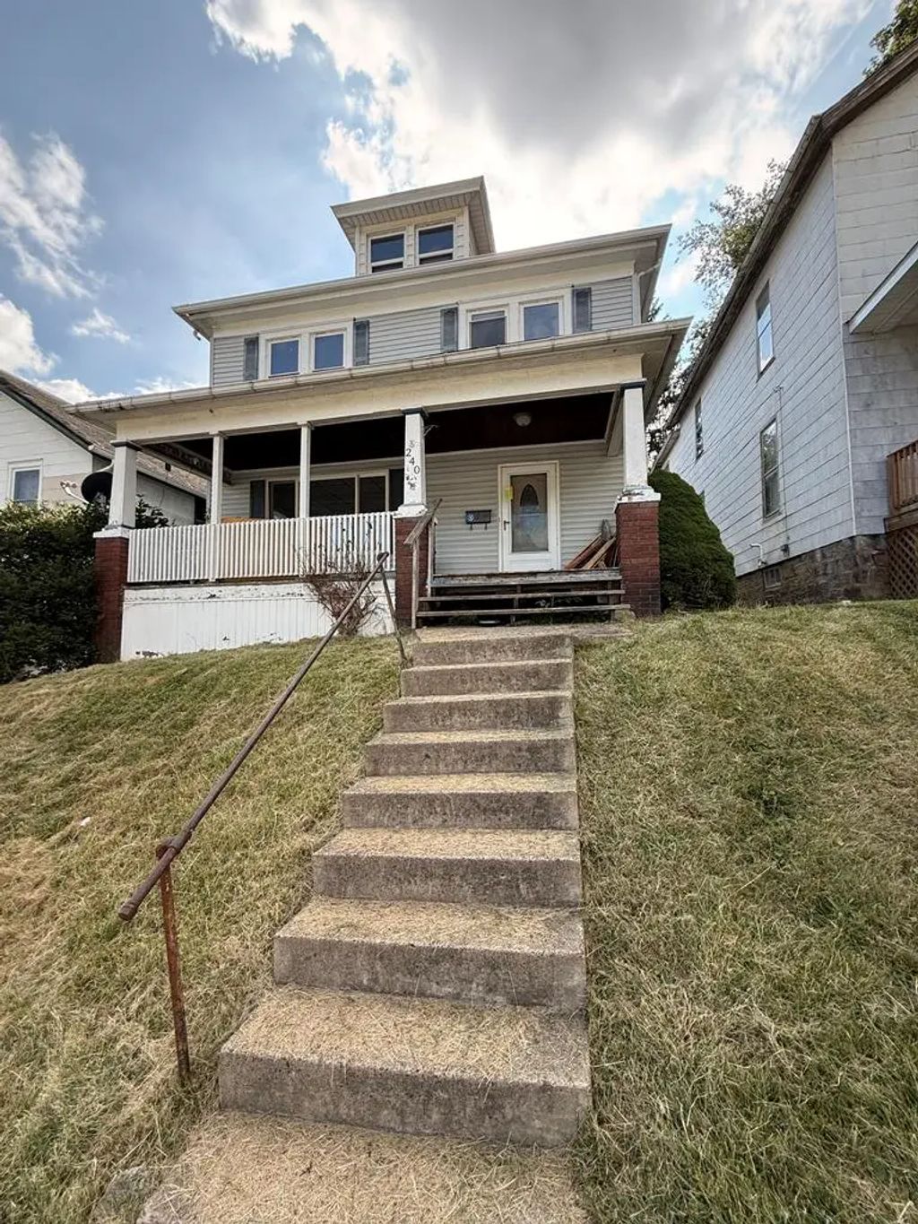 240 Bissell, Oil City