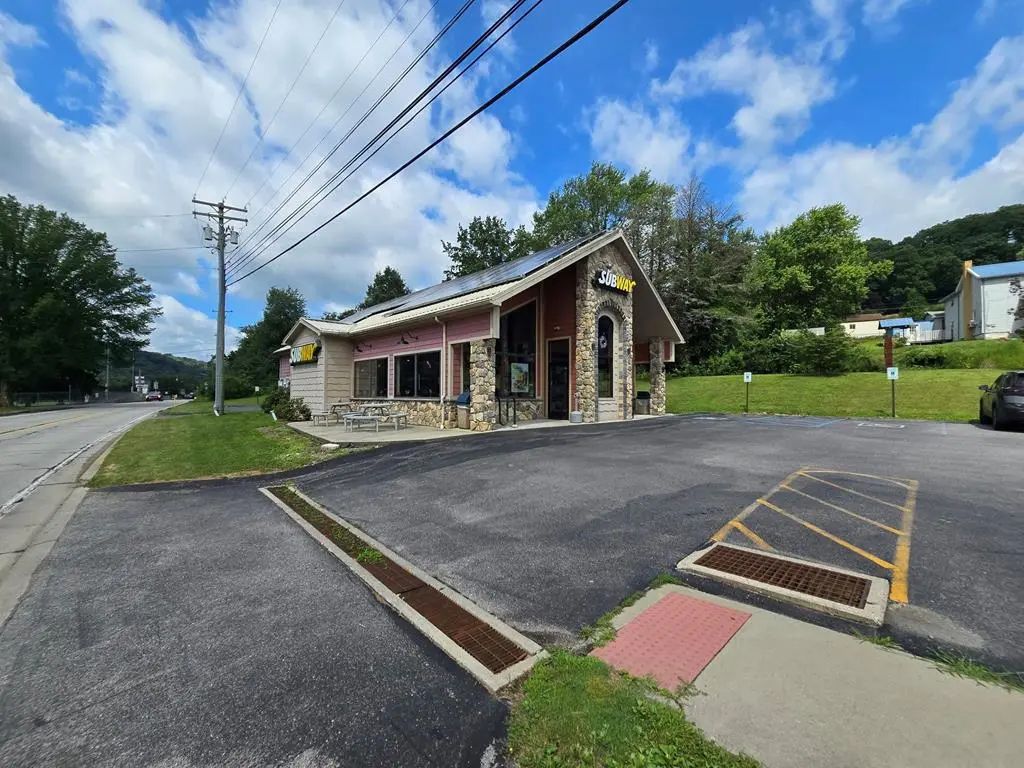945 Broad Street , New Bethlehem