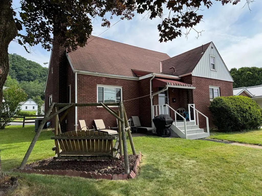 346 Grant Street , Franklin