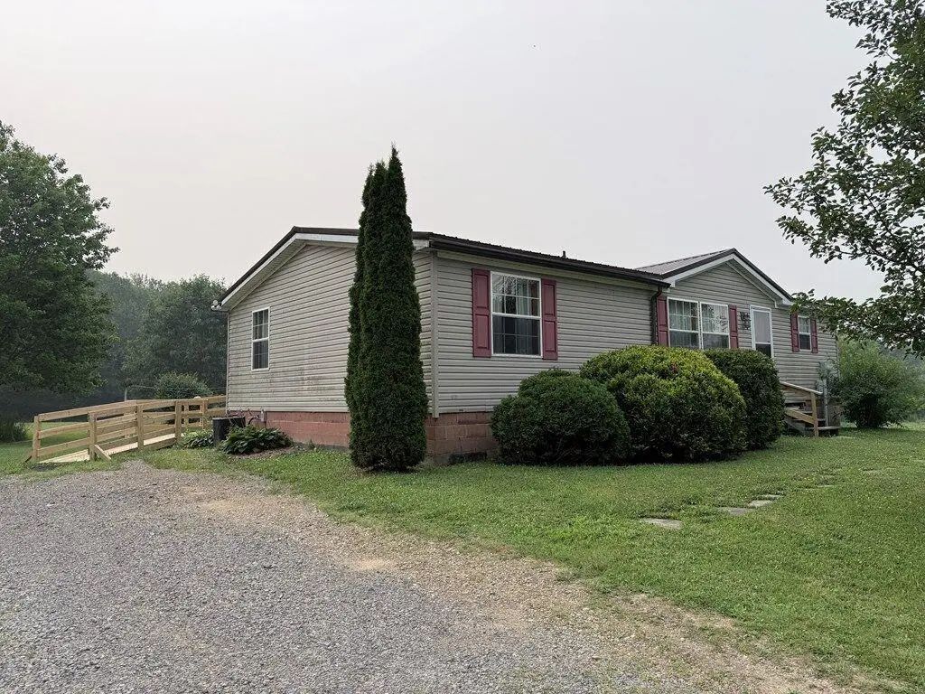 2148 Cranberry Rockland Road , Kennerdell