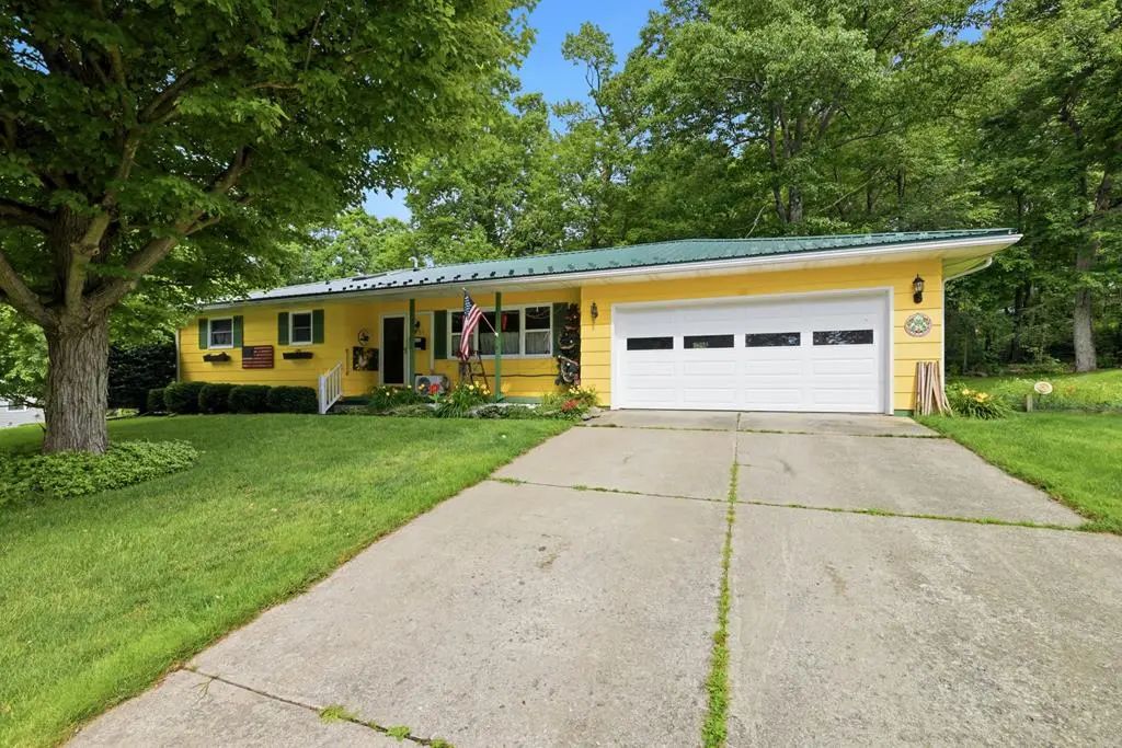 100 Beech Drive, Franklin
