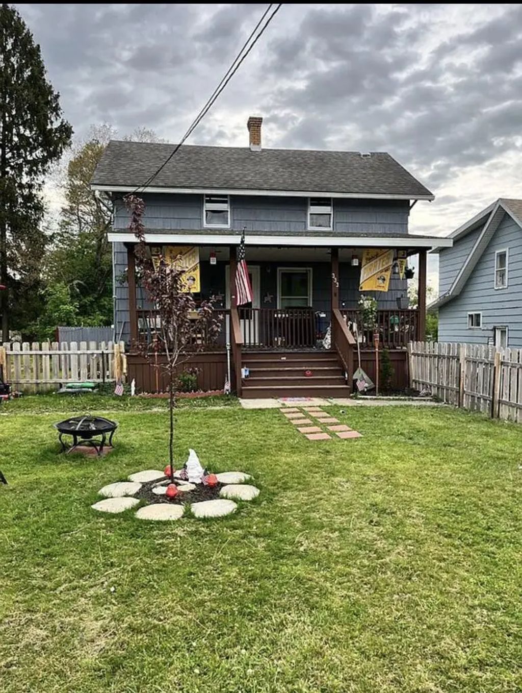 333 Oak Road, Oil City