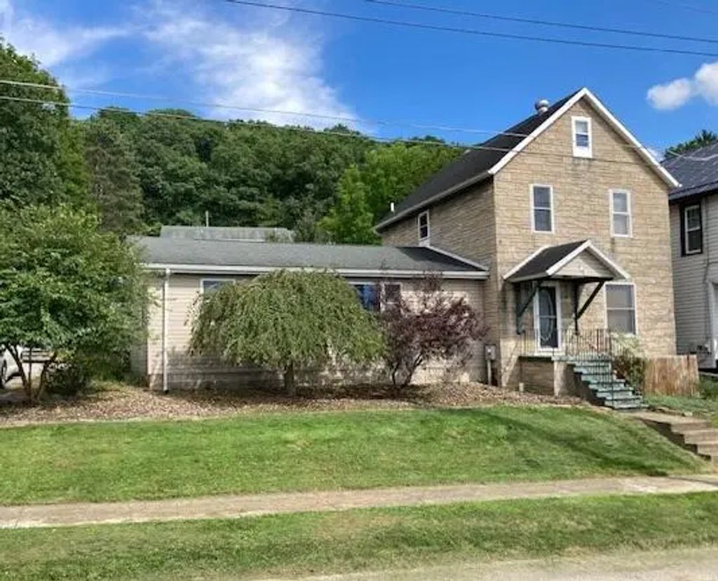 49 Manning Street, Oil City