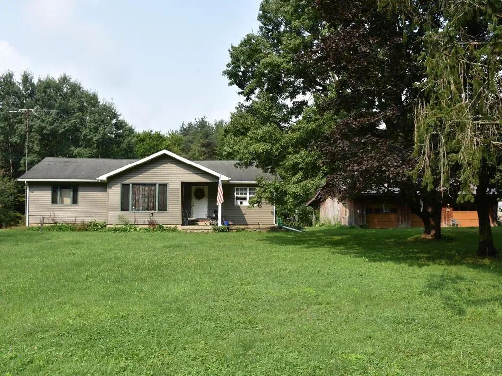 13577 Carpenter Road, Guys Mills
