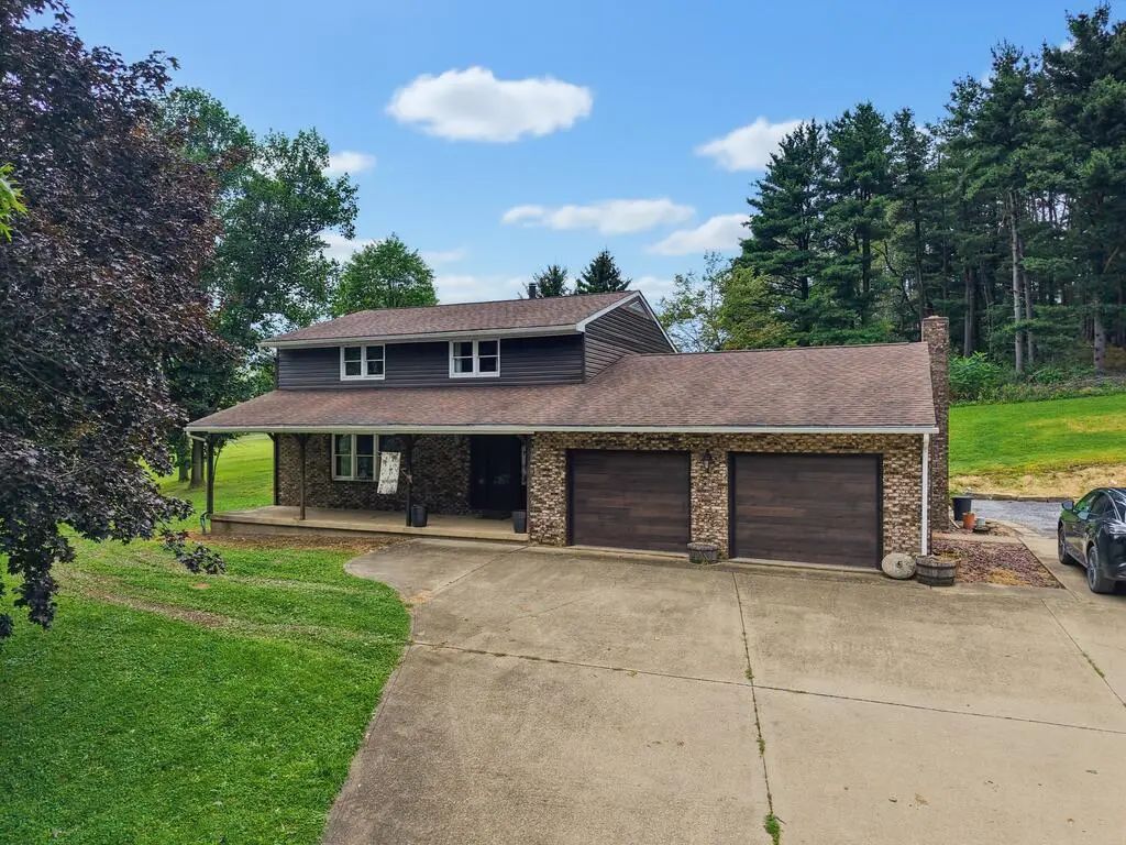 197 Sherman Heights , Fairmount City