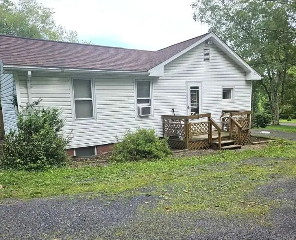 630 Railroad Street, Clarion