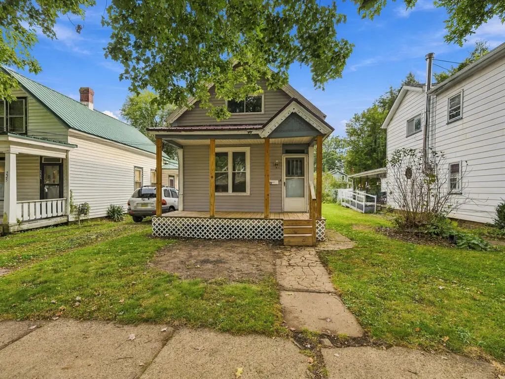 223 E. Walnut Street, Titusville