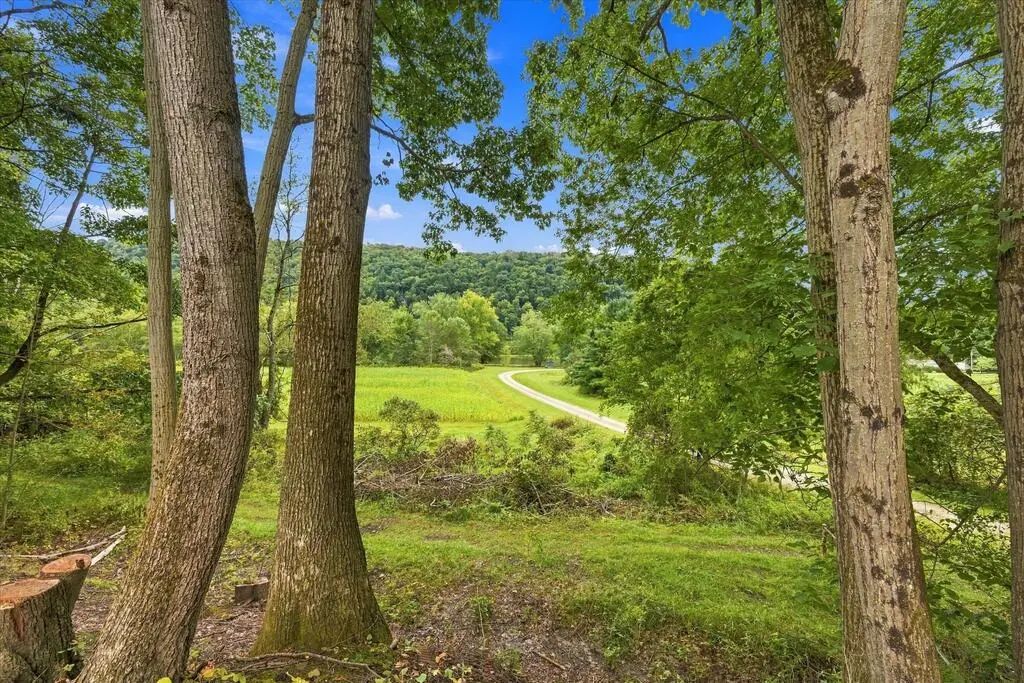 33 Deerfield Lane , Tidioute
