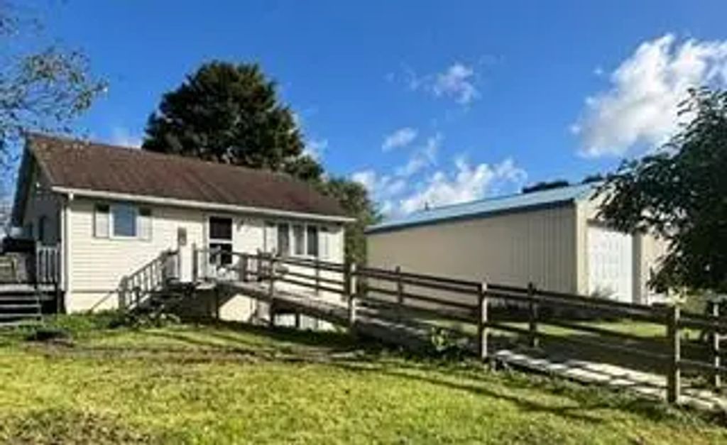 595 Jefferson Street, Callensburg
