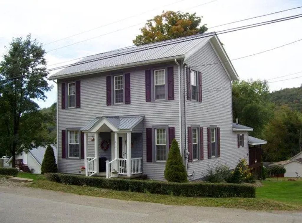 An Overhead Direction Sign 413 Vine Street, Tionesta Property Listing: MLS® #164518