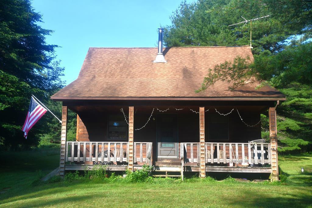 2141 Roundtown Drive, Leeper