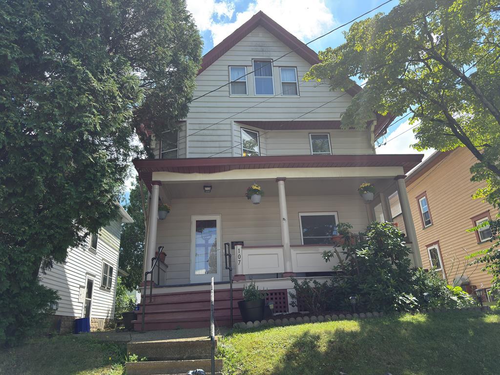 107 6th Street, Oil City