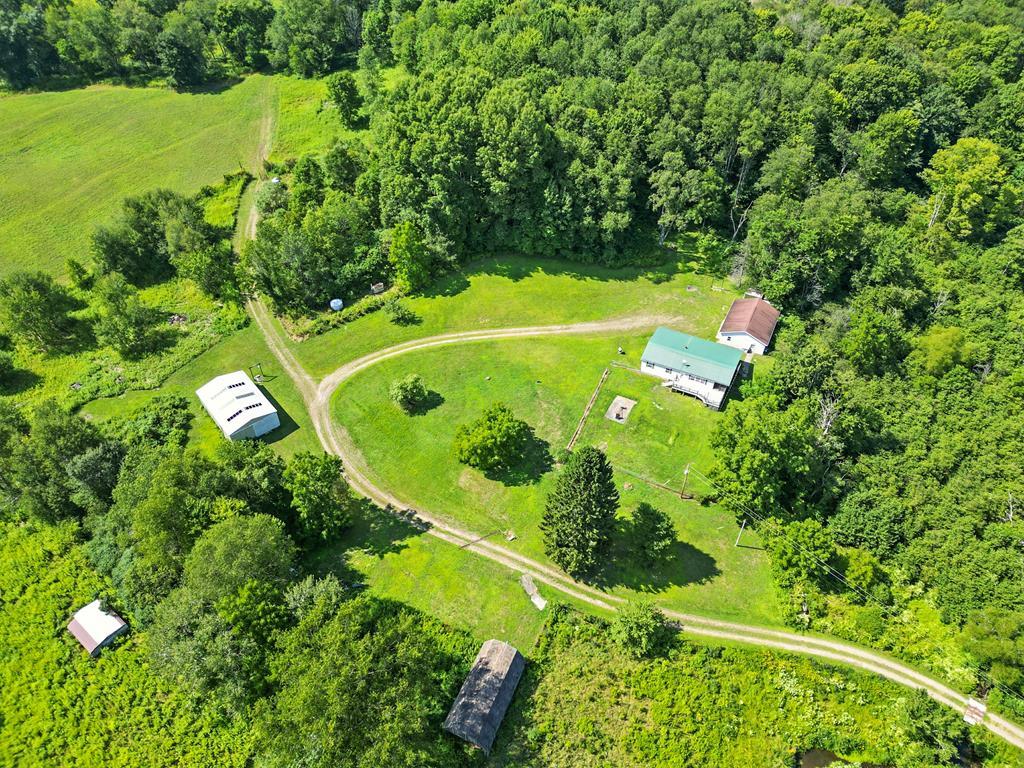 315 Long Road, Cochranton