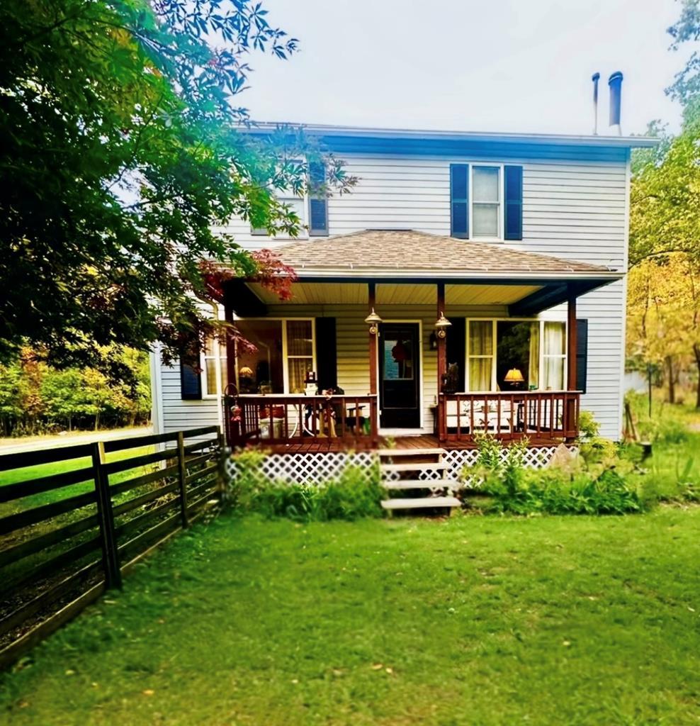 112 Double J Lane, Crown