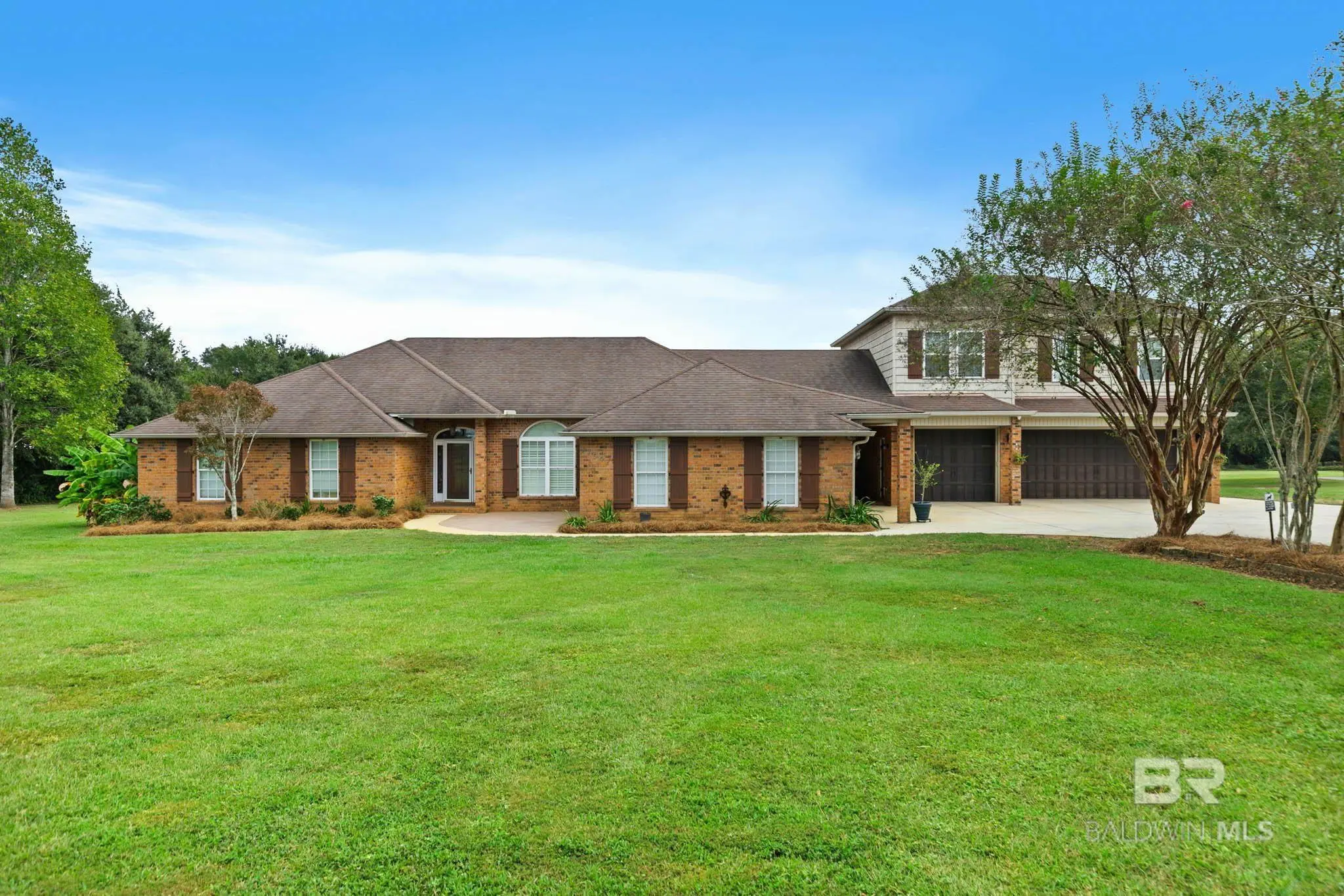 Photo of Listing #390145