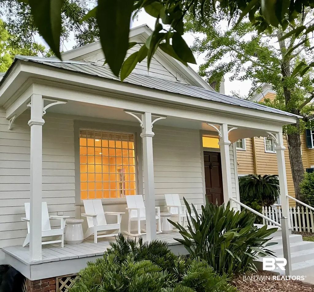 216 E Church Street, Pensacola