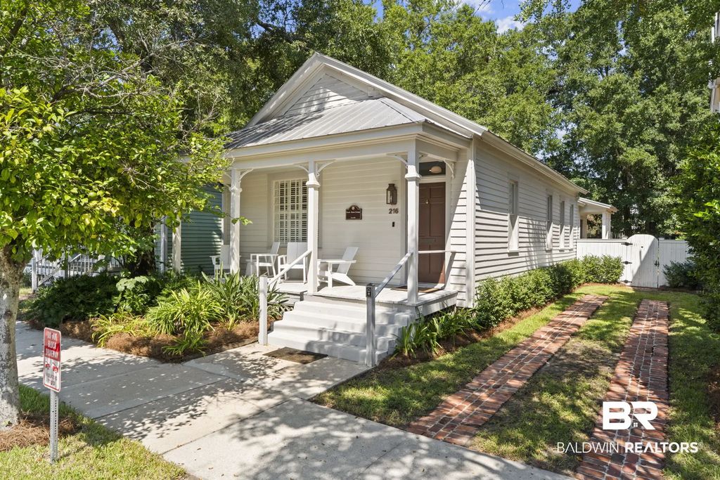 216 E Church Street, Pensacola
