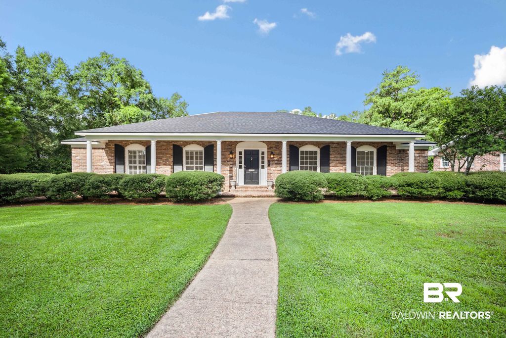 301 E Indian Creek Drive, Mobile