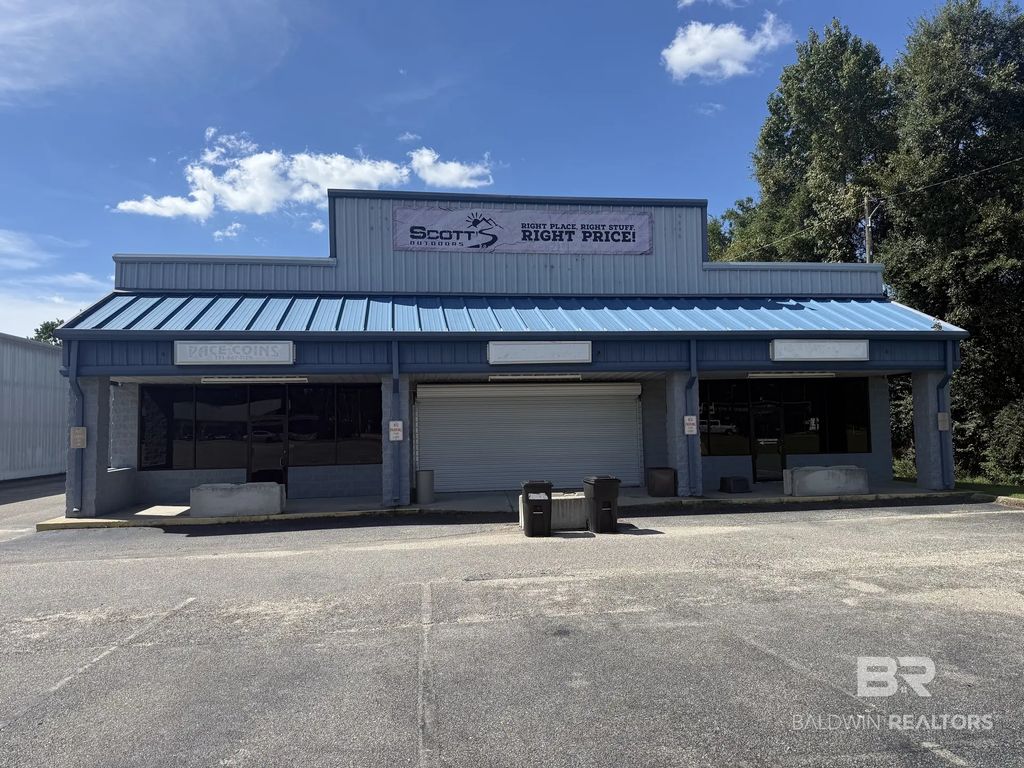 702 Forrest Avenue, East Brewton