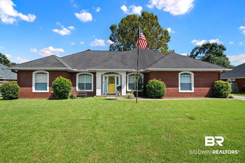 25306 Lakeland Drive, Loxley