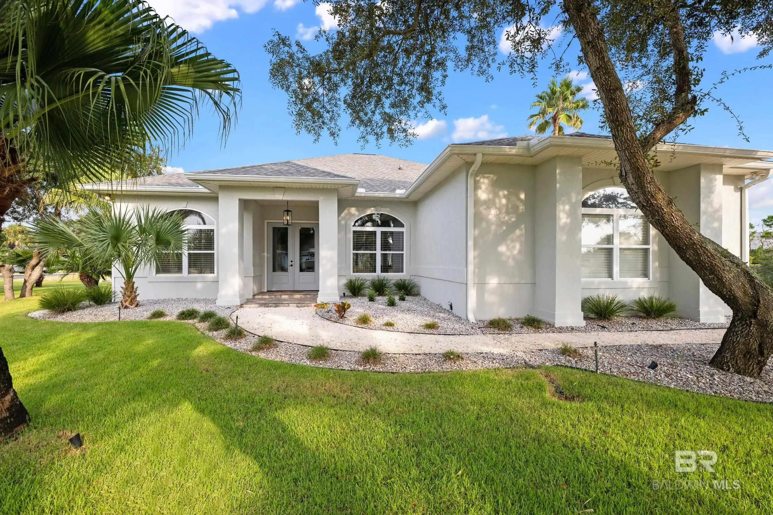 Photo of Listing #384489