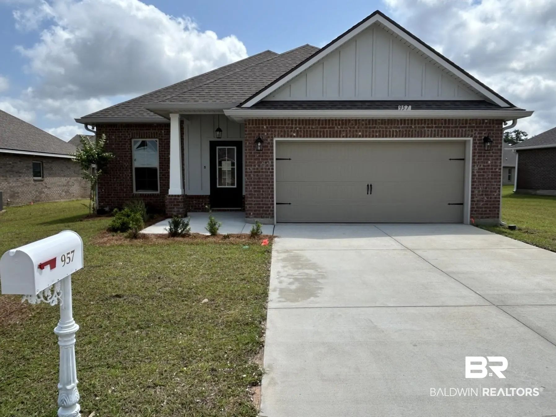 Photo of Listing #391266