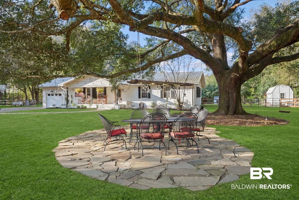 9407 Twin Beech Road, Fairhope