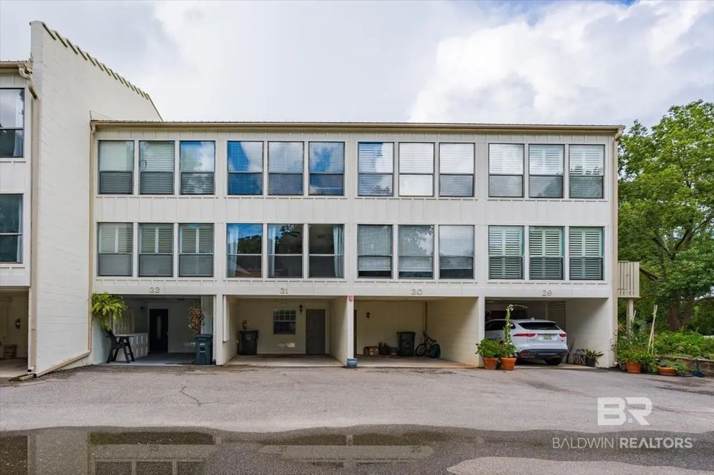 710 S Mobile Street Apt 31, Fairhope